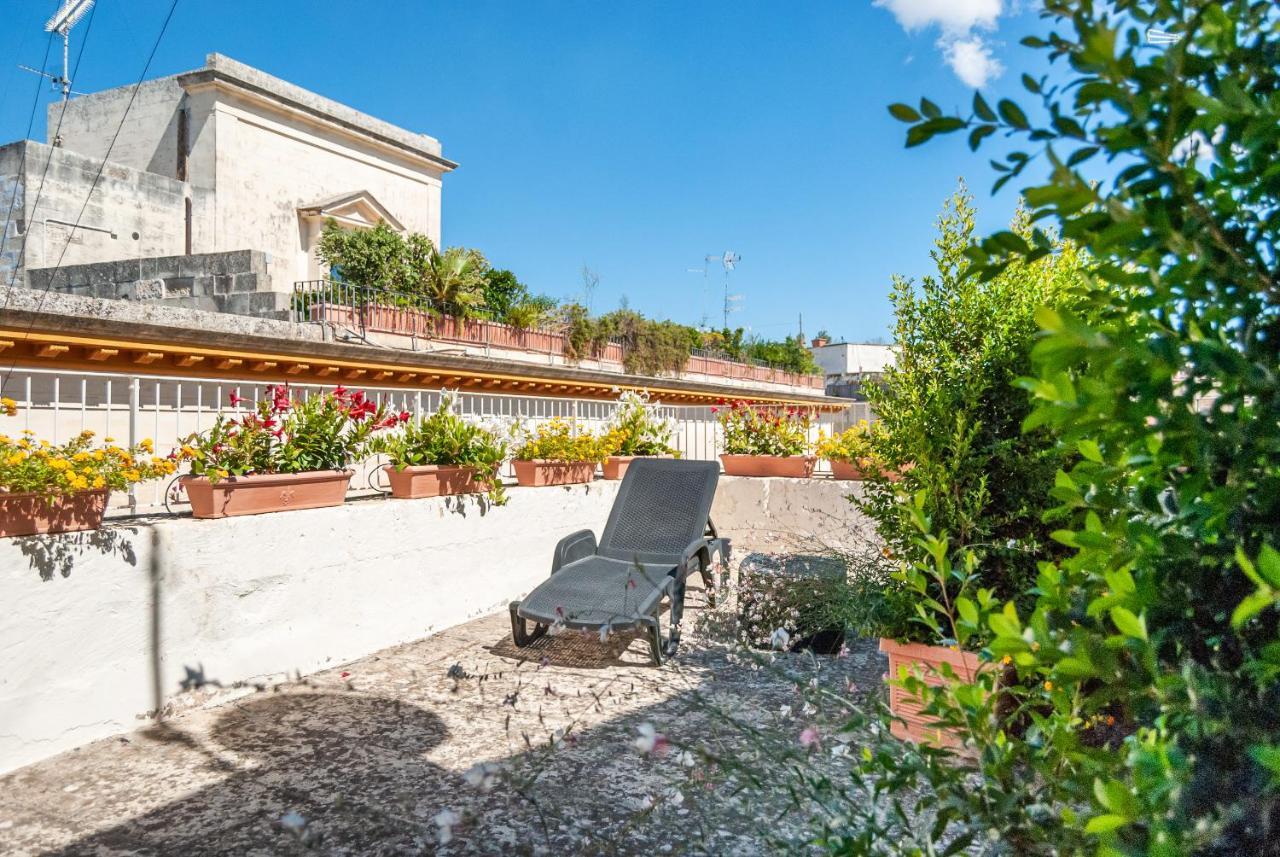 Il Garbino Suite And Apartment Lecce Exteriör bild