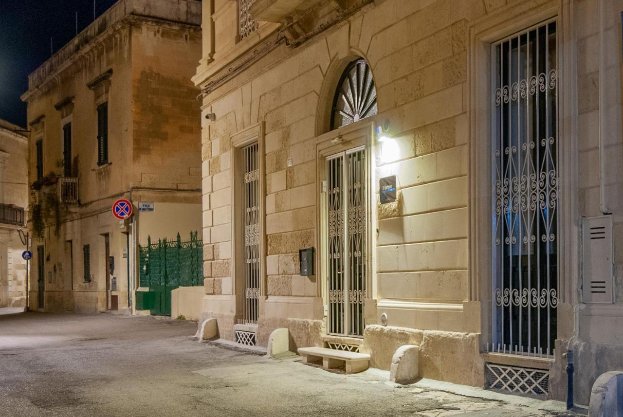 Il Garbino Suite And Apartment Lecce Exteriör bild