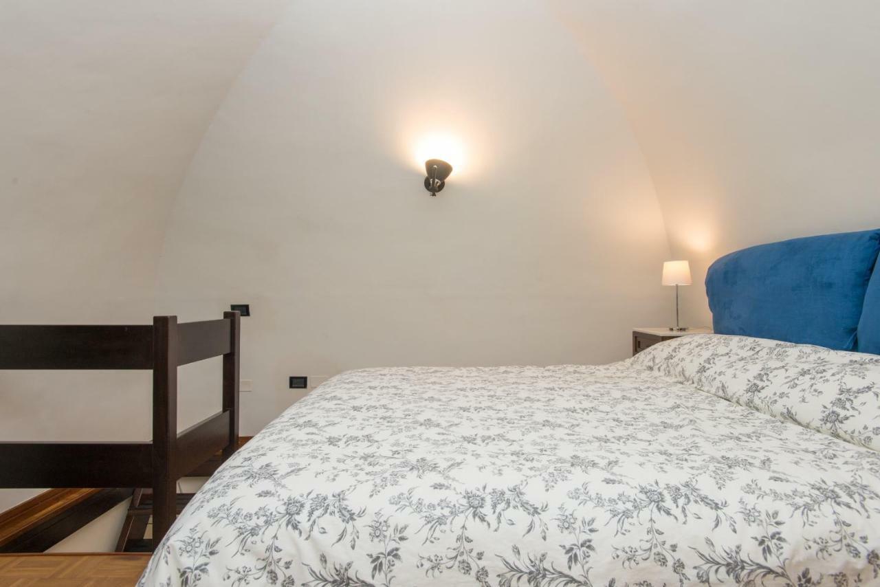 Il Garbino Suite And Apartment Lecce Exteriör bild