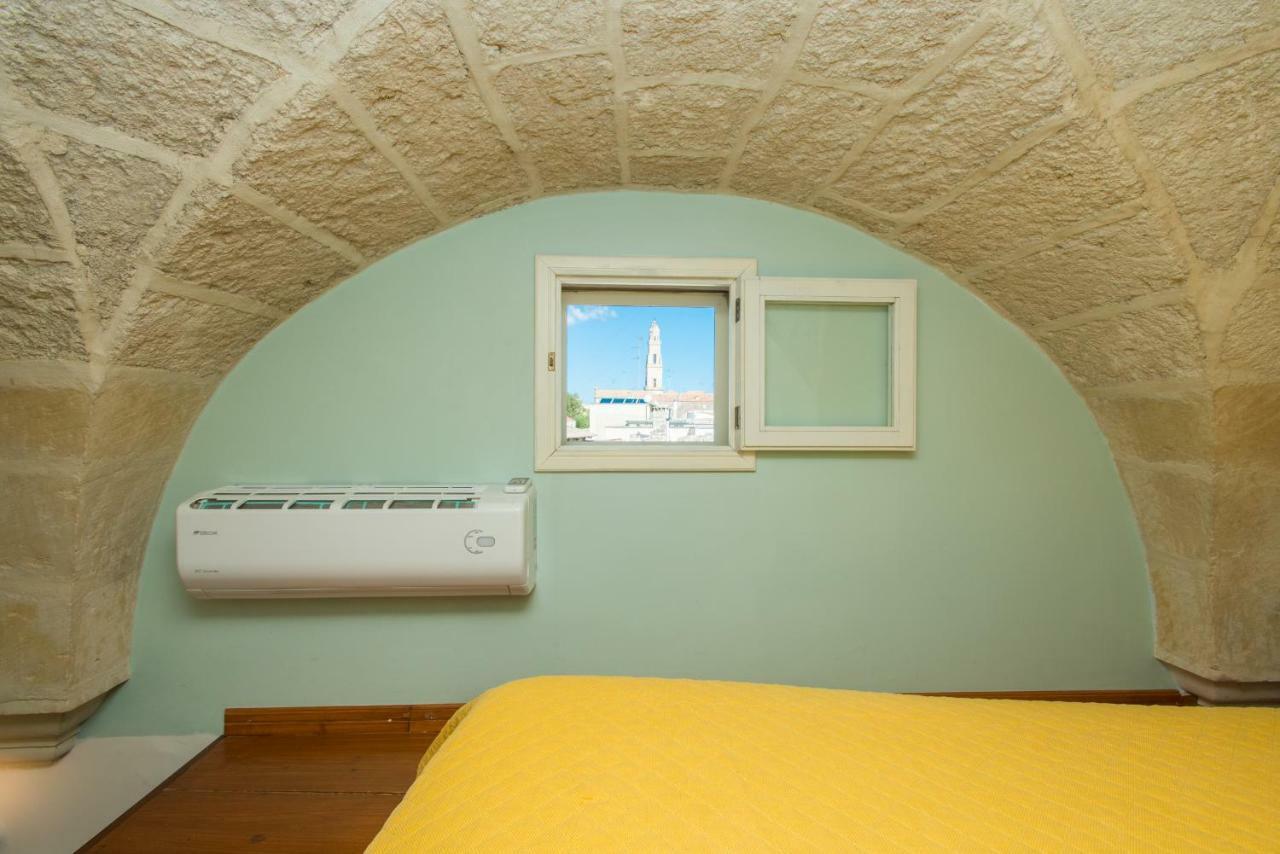 Il Garbino Suite And Apartment Lecce Exteriör bild